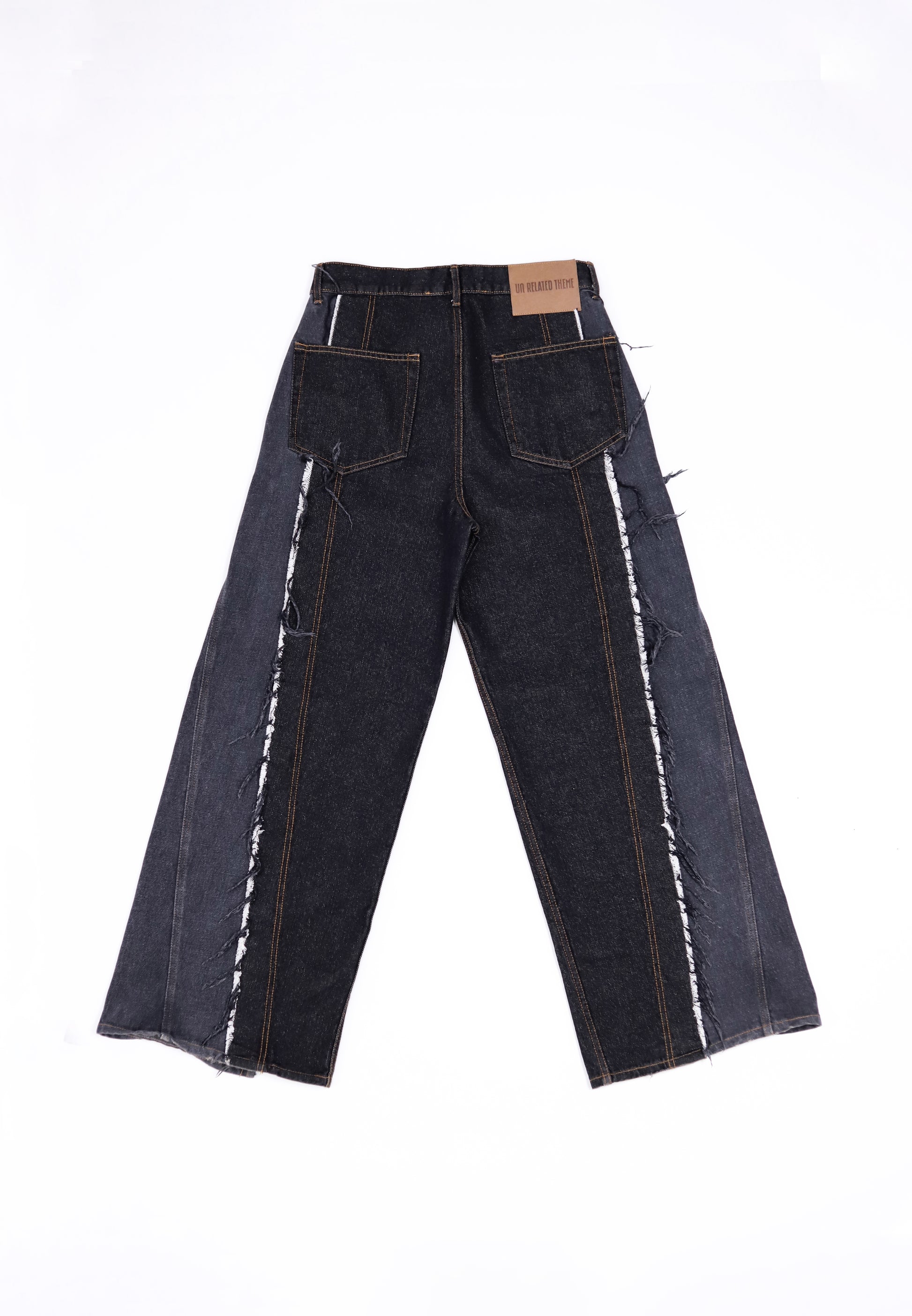 BLACK SHADES TWISTED JEANS